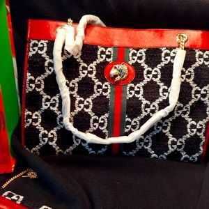 New Large Gucci Handbag with Sachel